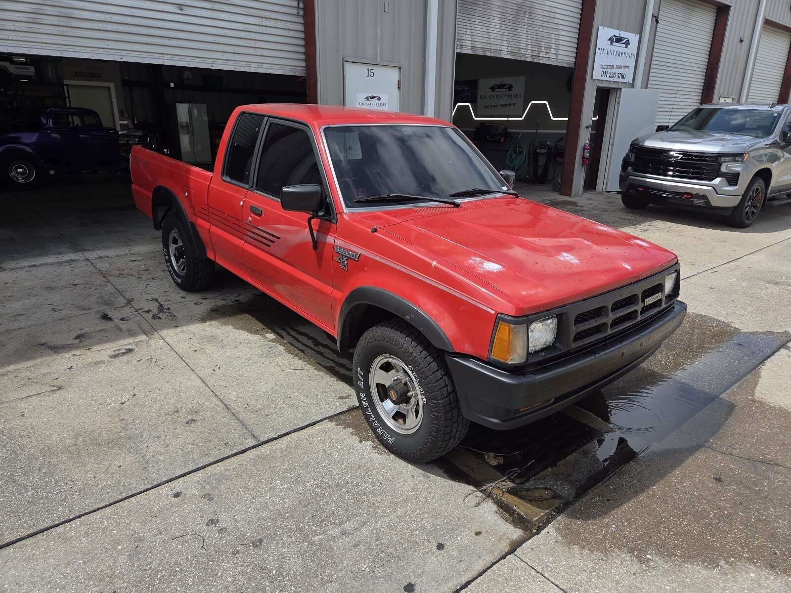 1991 Mazda B-Series Pickups CAB PLUS - photo 2