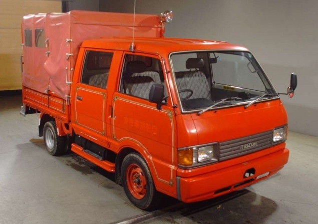 1991 Mazda Bongo Mini-Truck, DoubleCab, 8000 miles, 125% Money Back Guarantee!! 1991 Mazda Bongo Double Cab Fire Support Truck