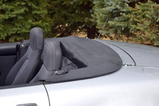 1991 Mazda MX-5 Miata Base 2 door convertible - photo 8