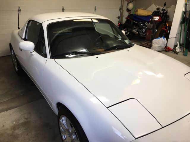 1991 Mazda MX-5 Miata 5 speed w/ hard top - photo 5