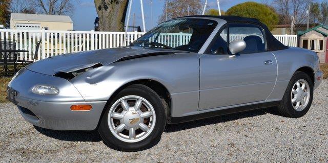 1991 MAZDA MIATA MX-5 DAMAGED, WRECKED, REPAIRABLE SALVAGE 1991 Mazda MX-5 Miata Special Edition