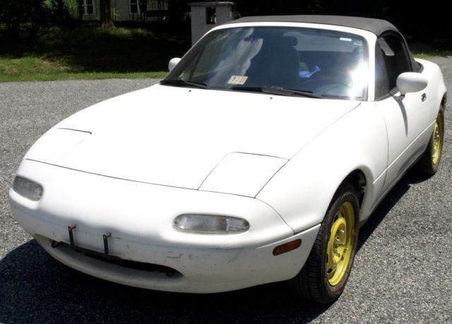 1991 Mazda Miata MX5 NA 1991 Mazda MX-5 Miata Convertible