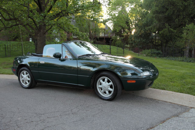 1991 Mazda Miata MX5 Special Edition - RARE - Low Miles - AC Works 1991 Mazda MX-5 Miata Special Edition