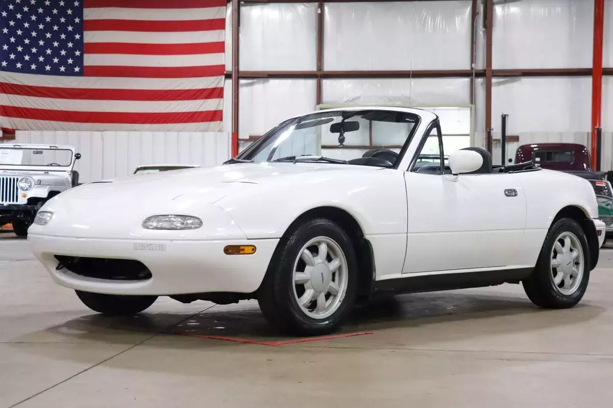 1991 Mazda MX-5 Miata 52422 Miles White Convertible 1.6L 4 Cyl 1991 Mazda MX-5 Miata