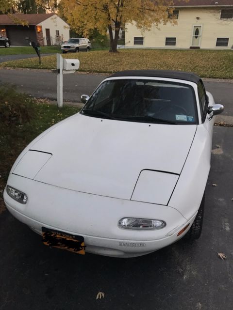 1991 MAZDA MX-5 MIATA CONVERTIBLE 5SPD 1991 Mazda MX-5 Miata Base