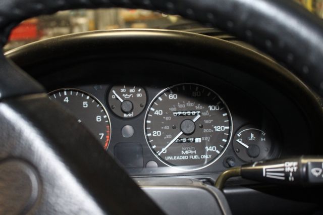 1991 Mazda MX-5 Miata Base Convertable 2-Door - photo 10