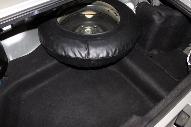 1991 Mazda MX-5 Miata Base Convertable 2-Door - photo 9