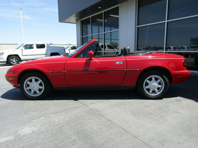 1991 Mazda MX-5 Miata 2dr Coupe Convertible - photo 4