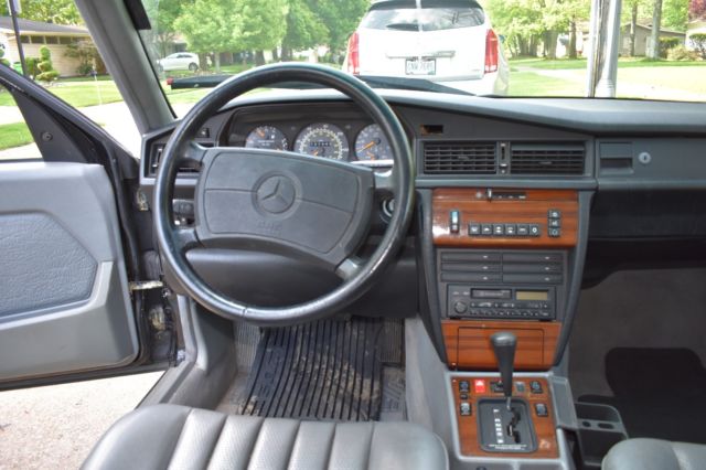 1991 Mercedes-Benz 190-Series - photo 6