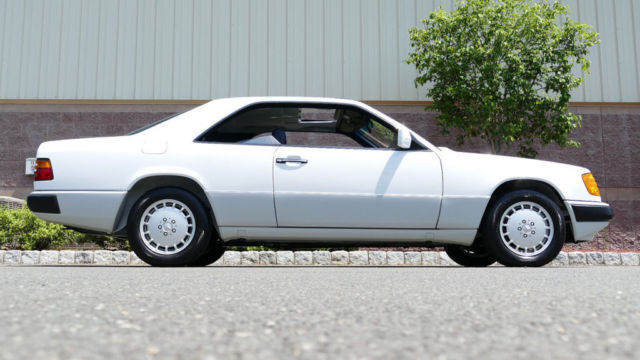 1991 Mercedes-Benz 300-Series 300 Series 2dr Coupe 300CE - photo 4