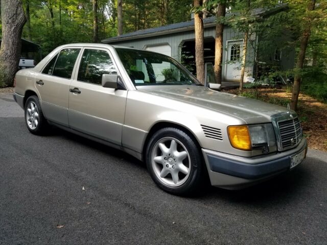 1991 Mercedes-Benz 300-Series - photo 3