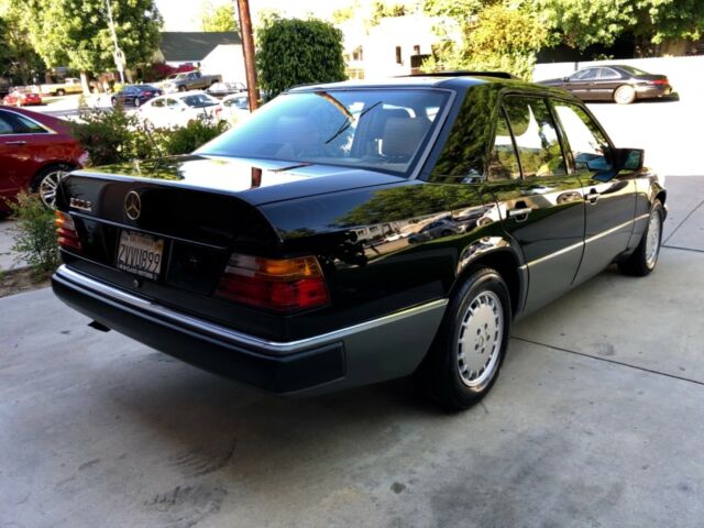 1991 Mercedes-Benz 300-Series 300E W124 E300 - photo 4