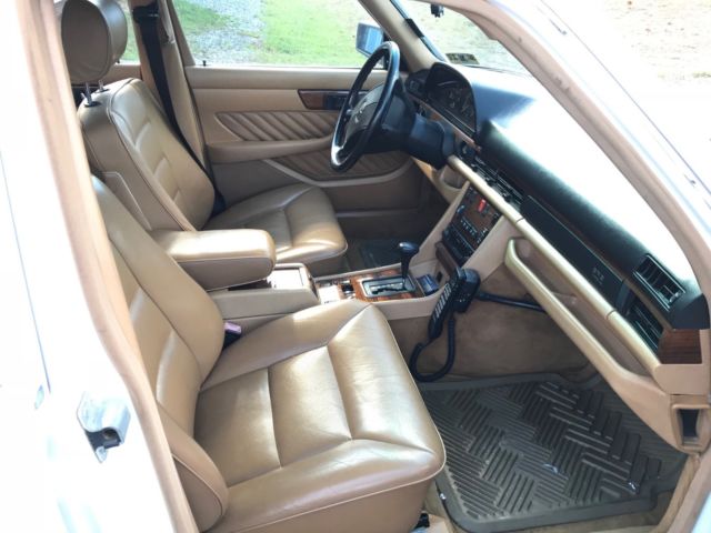 1991 Mercedes-Benz 400-Series - photo 3