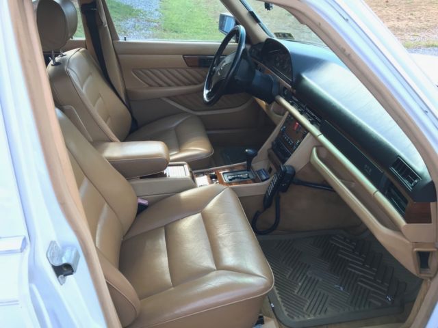 1991 Mercedes-Benz 400-Series - photo 4