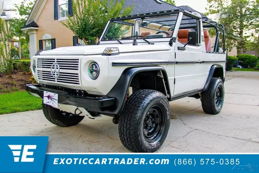 1991 Mercedes-Benz 250GD Wolf