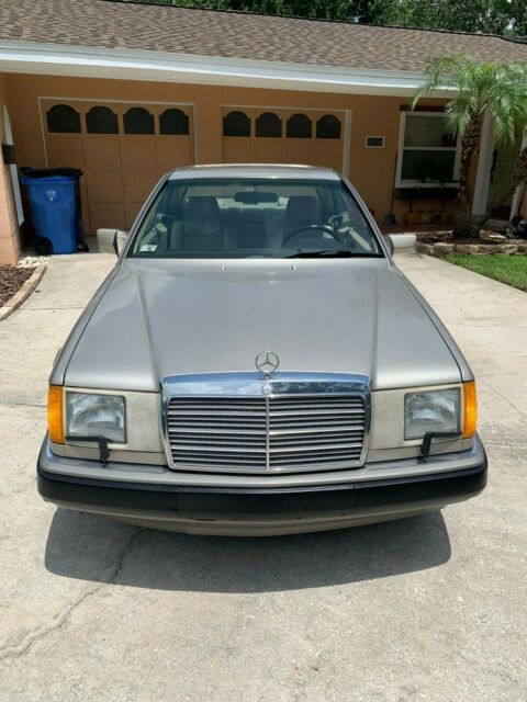1991 Mercedes-Benz 300-Series - photo 3