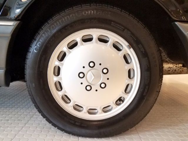 1991 Mercedes-Benz 300 SE - photo 11
