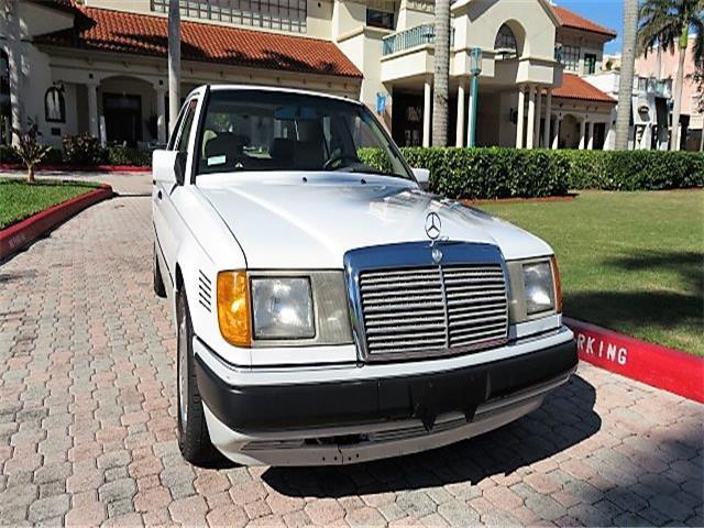 1991 Mercedes-Benz 300-Series 300D - photo 6