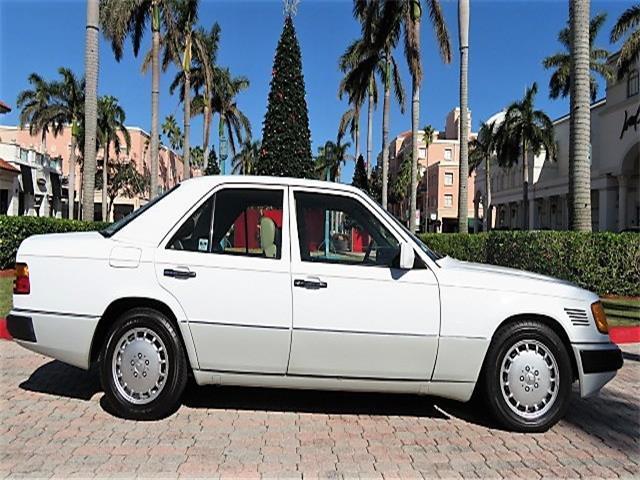 1991 Mercedes-Benz 300-Series 300D - photo 3