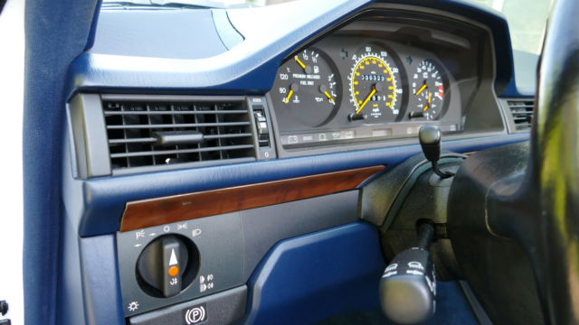 1991 Mercedes-Benz 300-Series CE - photo 13