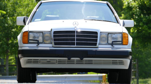 1991 Mercedes-Benz 300-Series CE - photo 2