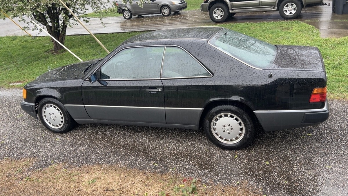 1991 Mercedes-Benz E-Class CE - photo 2