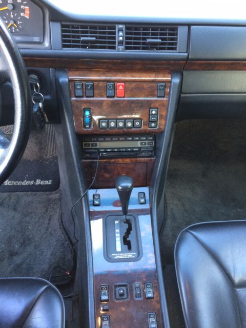 1991 Mercedes-Benz 300-Series - photo 12