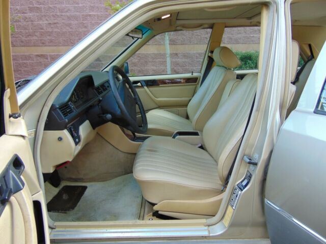 1991 Mercedes-Benz 300-Series - photo 11