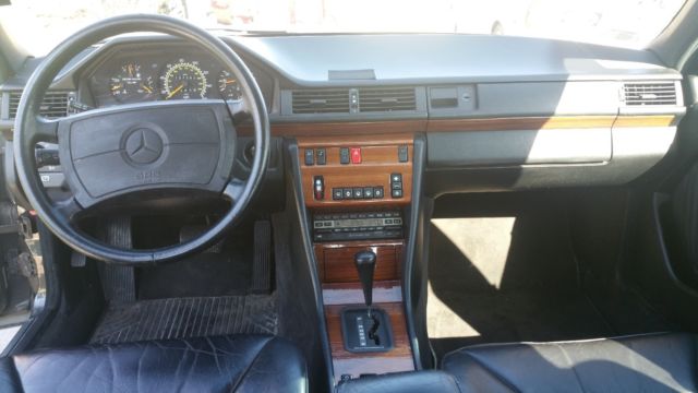1991 Mercedes-Benz 300-Series 4dr Sedan 30 - photo 12