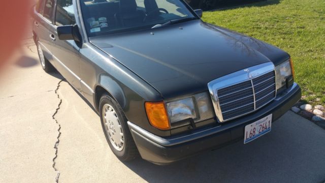 1991 Mercedes-Benz 300-Series 4dr Sedan 30 - photo 3