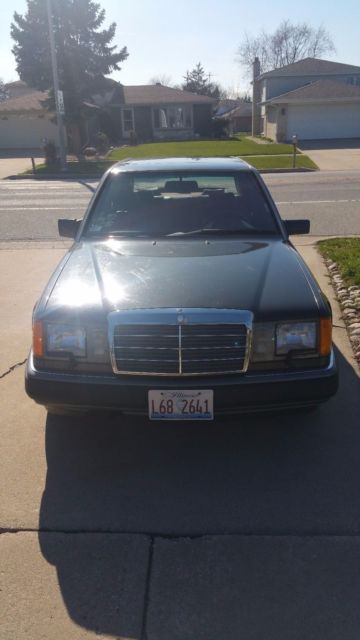 1991 Mercedes-Benz 300-Series 4dr Sedan 30 - photo 4