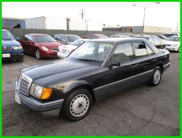 1991 Mercedes-Benz 300E 4 Dr Used 2.6L I6 12V Automatic NO RESERVE 1991 Mercedes-Benz 300-Series 4 Dr