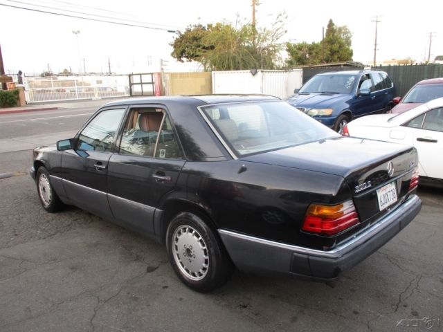 1991 Mercedes-Benz 300-Series 4 Dr - photo 3