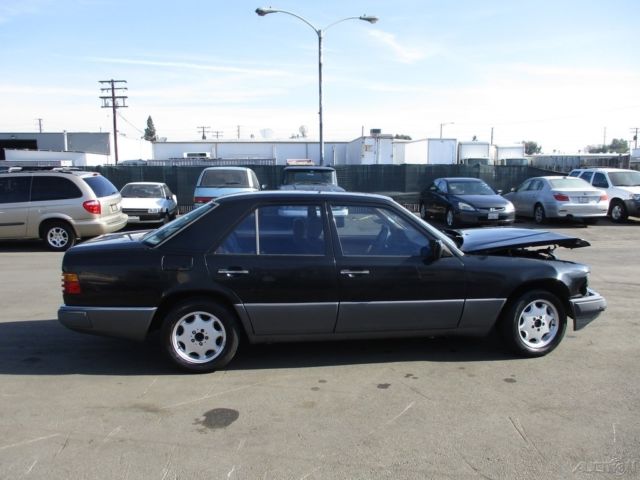 1991 Mercedes-Benz 300-Series 4 Dr - photo 6