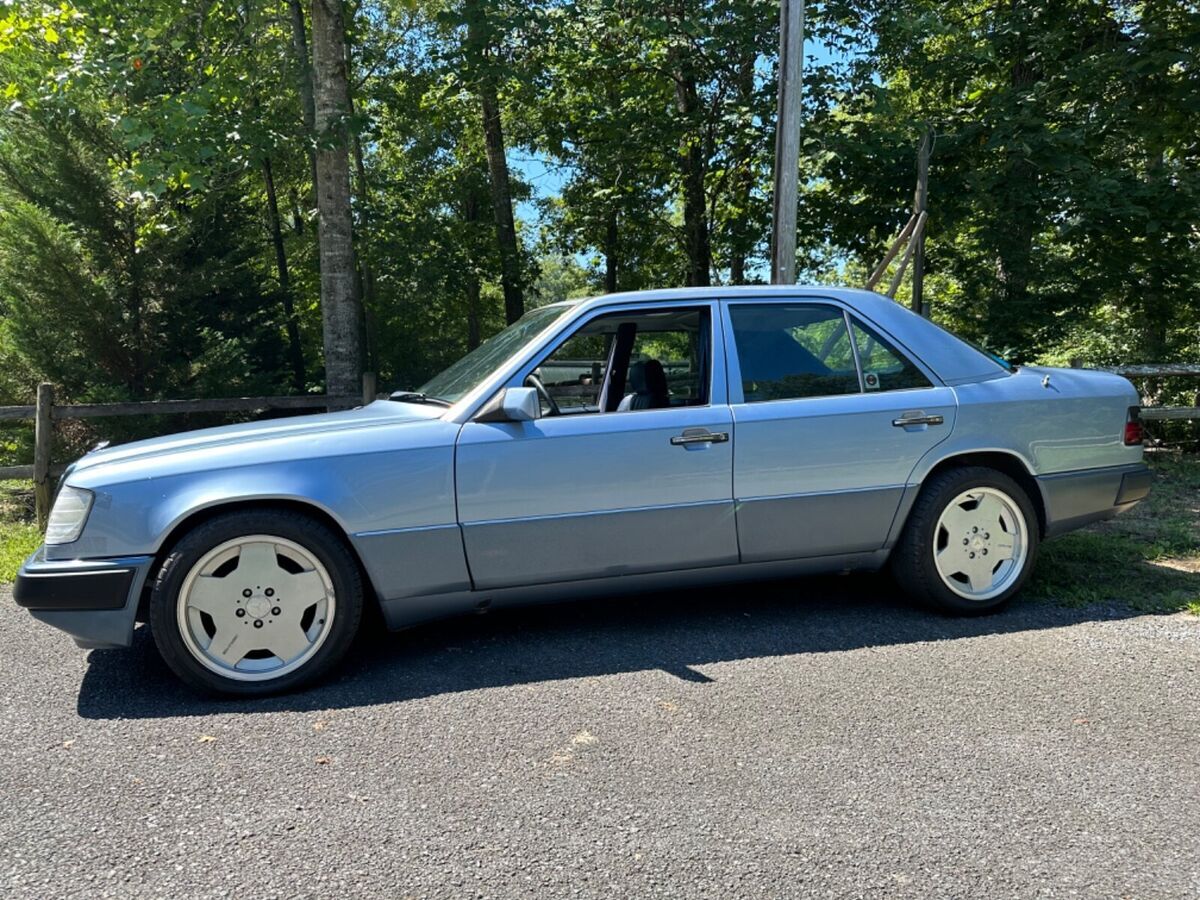 1991 Mercedes-Benz E-Class - photo 2