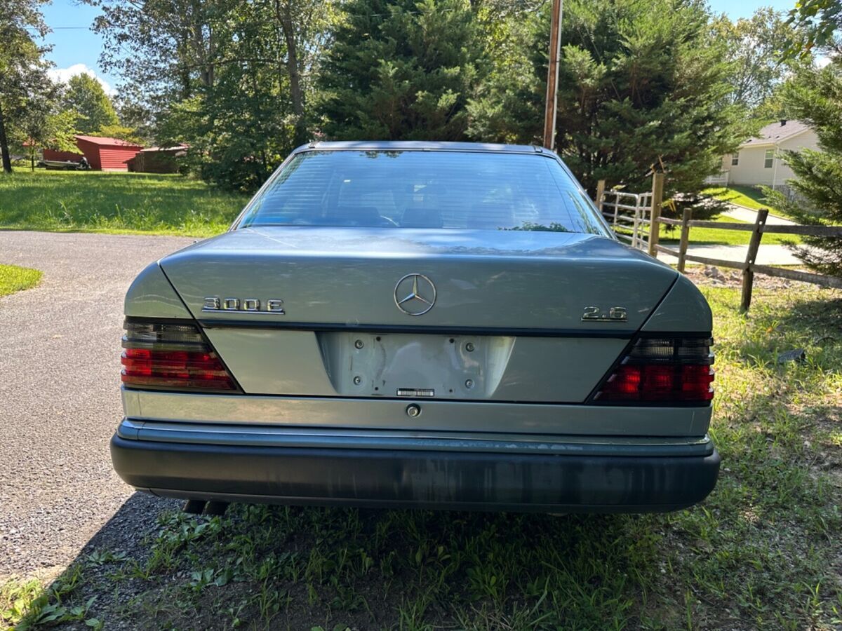 1991 Mercedes-Benz E-Class - photo 4