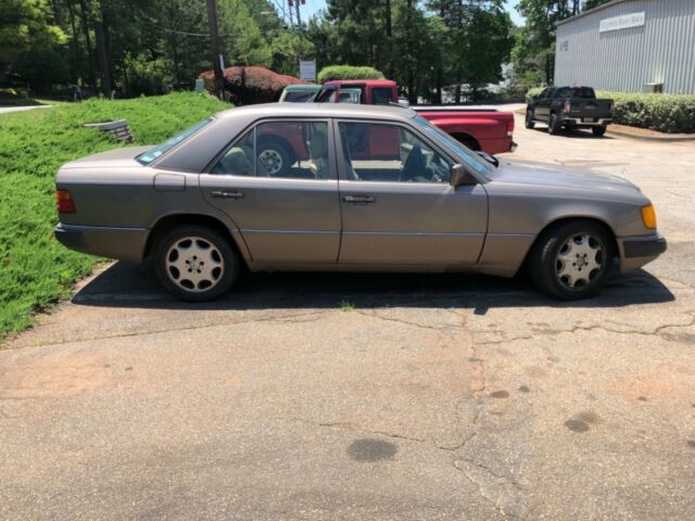 1991 Mercedes-Benz 300-Series - photo 2