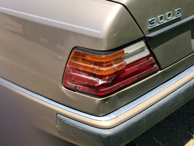 1991 Mercedes-Benz 300-Series - photo 5