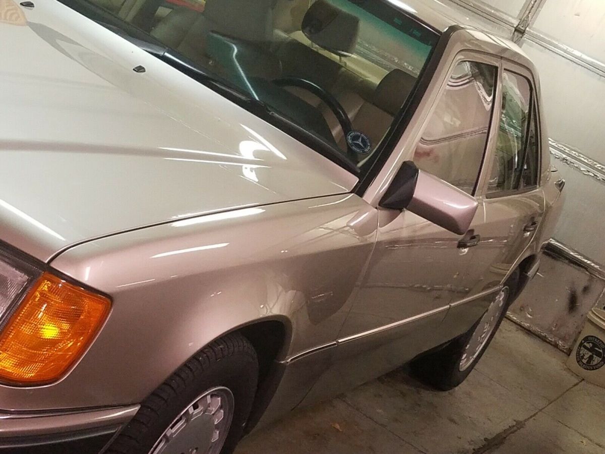 1991 Mercedes-Benz 300E E - photo 10