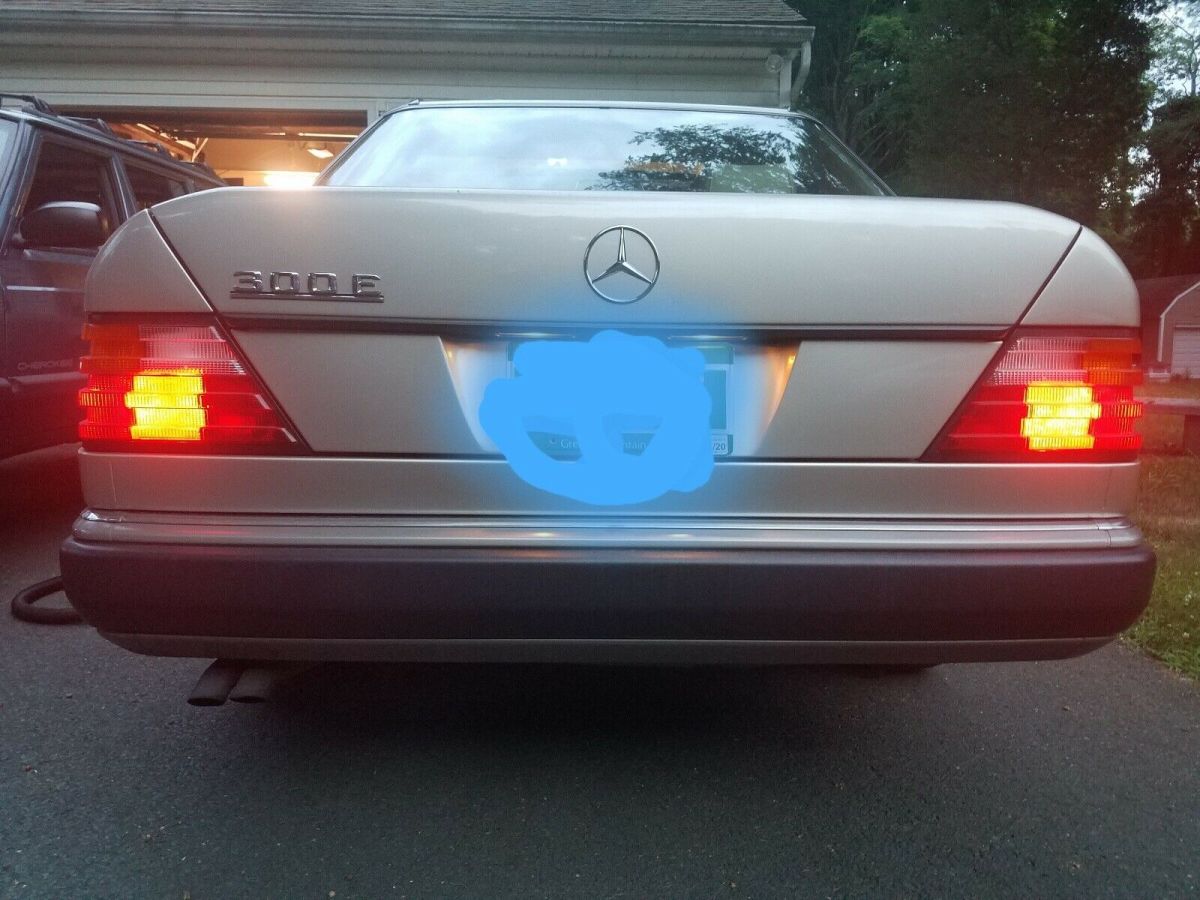 1991 Mercedes-Benz 300E E - photo 3