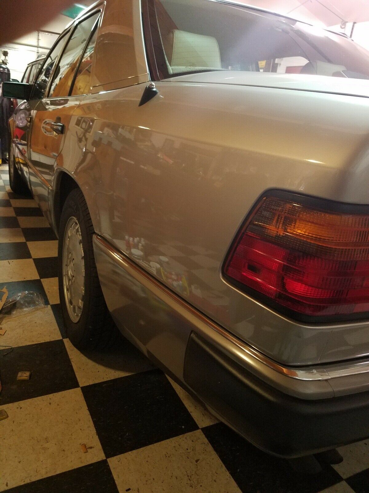 1991 Mercedes-Benz 300E E - photo 4