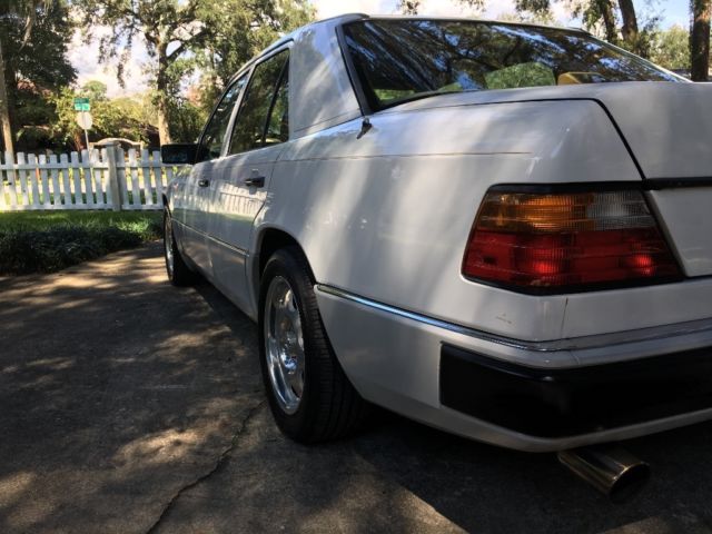 1991 Mercedes-Benz 300-Series - photo 11