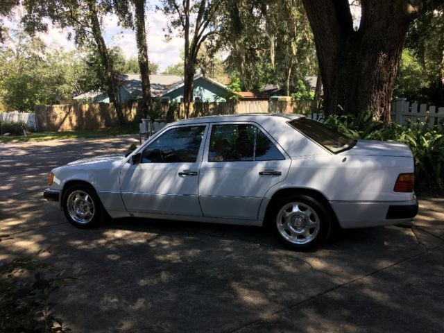 1991 Mercedes-Benz 300-Series - photo 6