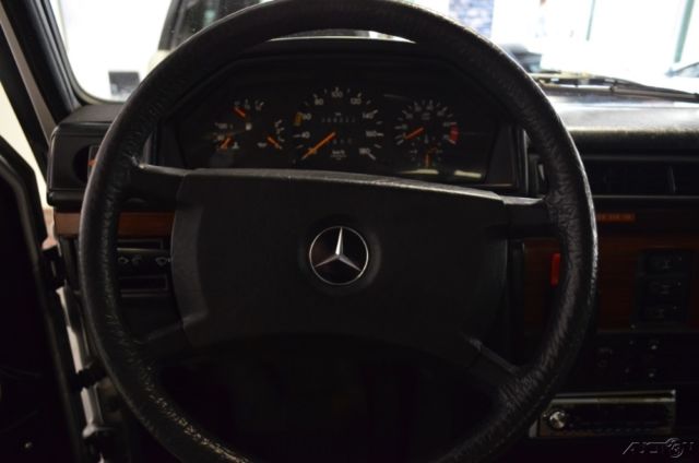 1991 Mercedes-Benz 300-Series - photo 8