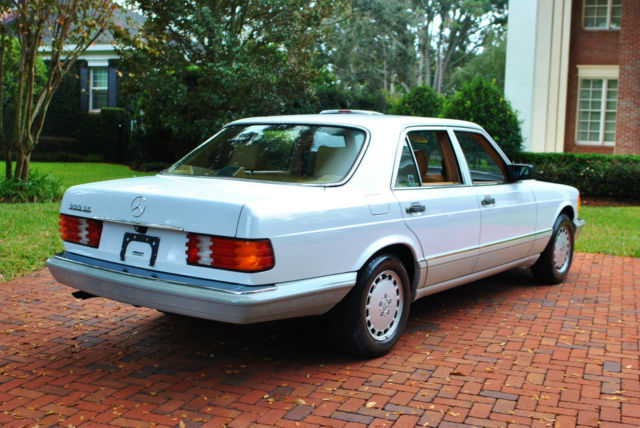 1991 Mercedes-Benz 300-Series spectular 37,548 Original Miles Gorgeous Benz! - photo 4