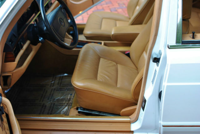 1991 Mercedes-Benz 300-Series spectular 37,548 Original Miles Gorgeous Benz! - photo 7
