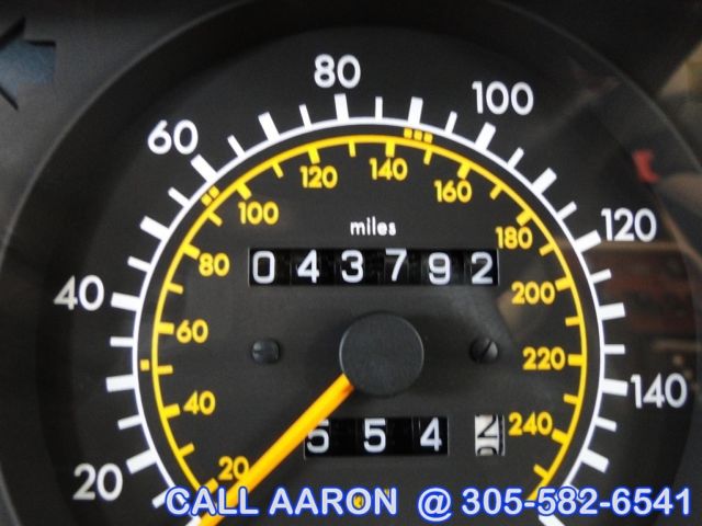 1991 Mercedes-Benz 300-Series Base Sedan 4-Door - photo 10