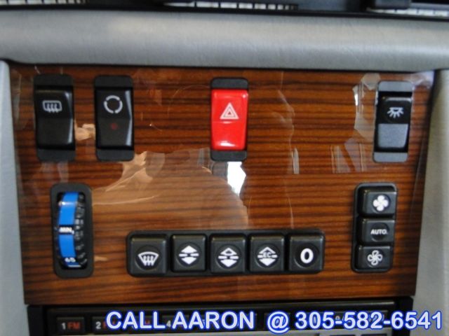 1991 Mercedes-Benz 300-Series Base Sedan 4-Door - photo 12