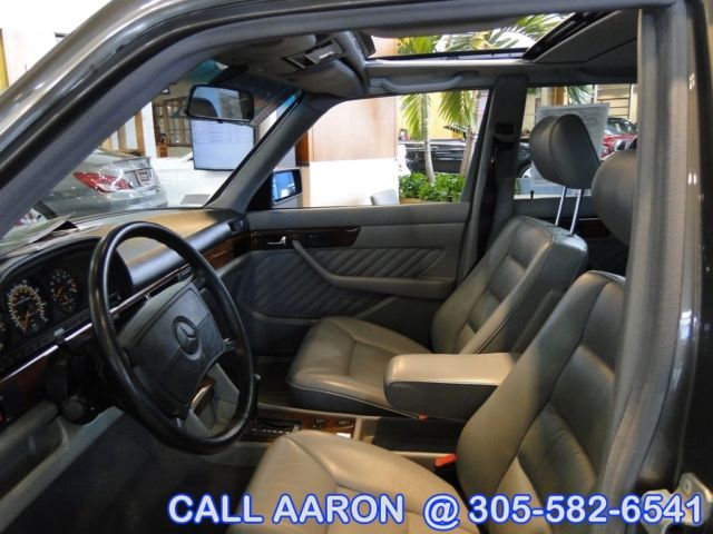 1991 Mercedes-Benz 300-Series Base Sedan 4-Door - photo 6