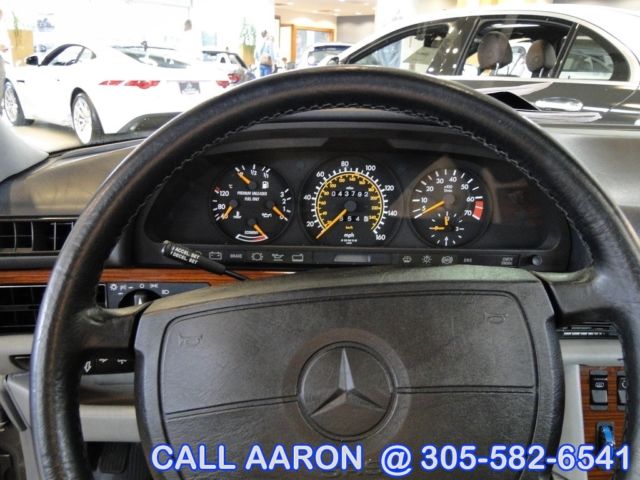 1991 Mercedes-Benz 300-Series Base Sedan 4-Door - photo 9